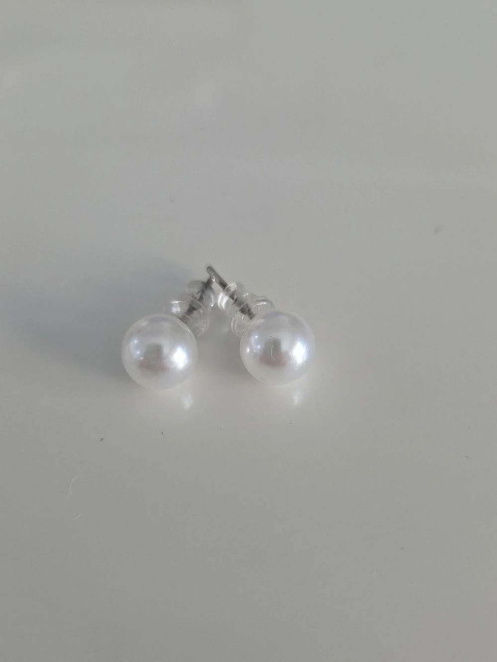 Pearl Stud Earrings in White